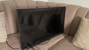 Toshiba TV 32 inches with remote urgent sale