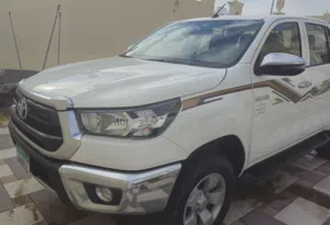 Used Toyota Hilux in Abu Dhabi