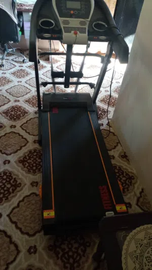 جهاز مشي استعمال بسيط