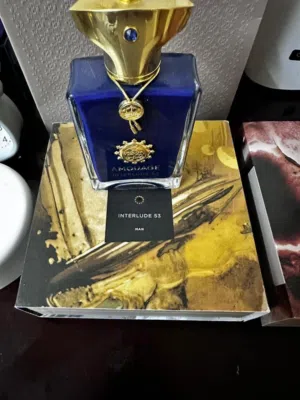 عطور امواج واخرى معرفة