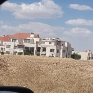 قطعه ارض للبيع الظهير موقع مميز على شارعين بسعر مميز سكن ب احكام خاصه تصلح لمشروع فلل او لفيلا