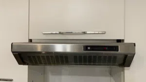 kitchen hood built in 60cm used in great condition elba  شفاط مطبخ ستين سانتي بلت ان ما فيه مشاكل