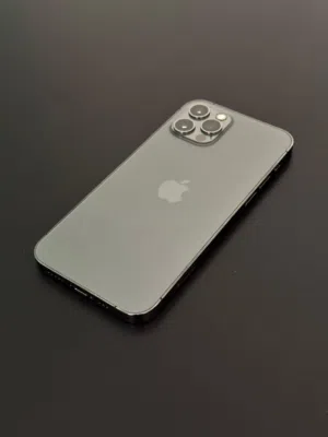 iPhone 12pro  256g مستعمل بحالة ممتازة