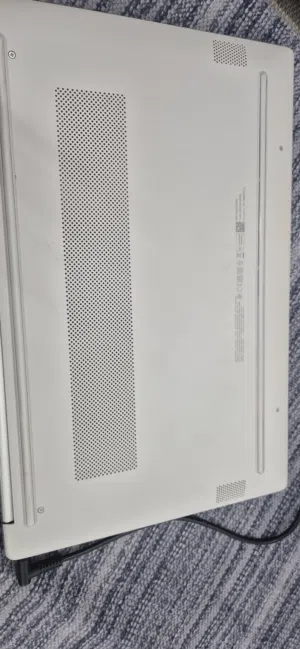 لابتوب core i7  ram 8  storage 512 intel r uhd
