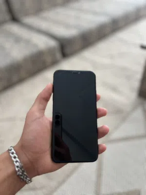 Apple iPhone 11 Pro Max 256 GB in Tripoli