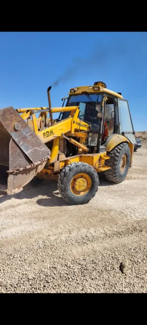 حفارة JCB باكو لودر