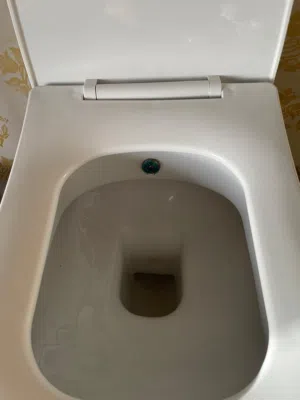 للبيع طقم حمام معلق فاخر (نظام فندق) - GROHE ألماني + CeraStyle تركي - بحالة الوكالة