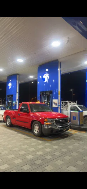 Used GMC Sierra in Al Ain