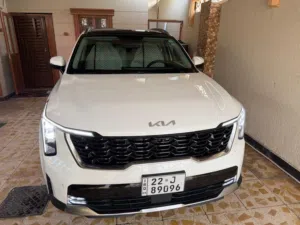 Used Kia Sorento in Basra