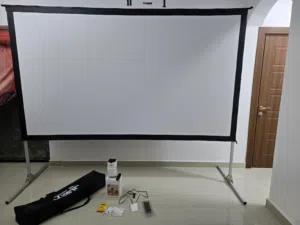 120 inch screen with projector شاشة عرض سينمائية 120 بوصة مع بروجكتور