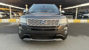 Ford Explorer Platinum