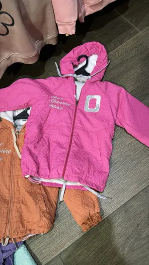 معرض مون لايت للملابس الأطفال وتجهيز العرائس وبأسعار منافسة للجميع ومتوفر خدمة توصيل لجميع قطاع غزة