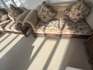 كنب خمس قطع مجانا