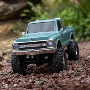Axial SCX30