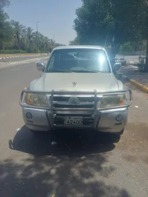 متسوبيشي باجيرو  2005 رنجات المنيوم  ريموت الوكاله   صبغ جديد بيمه سنه