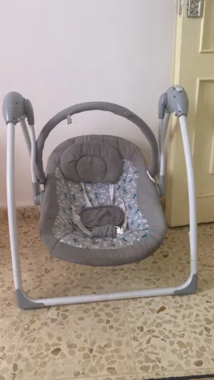 مرجيحة اطفال مستعمل للبيع