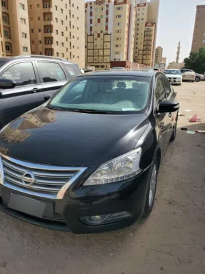 للبيع نيسان سنترا 2014 بصمه تحتاج جير فقط