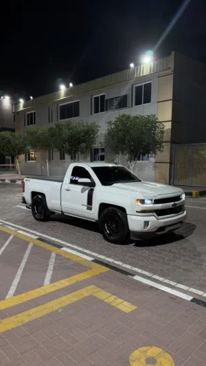 Used Chevrolet Silverado in Dubai
