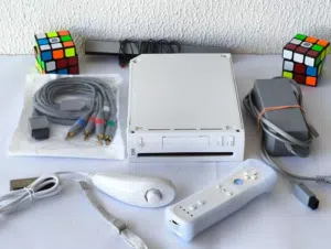 وي مهكر 200 لعبه طبعا مهكر هارد 320 wii كيكا يحتوي على اقوى الالعاب