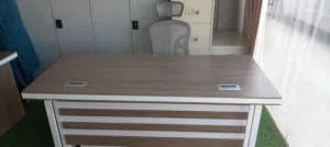 STOCK AVAILABLE OFFICE TABLE Not all prices are the same. Cheap offer