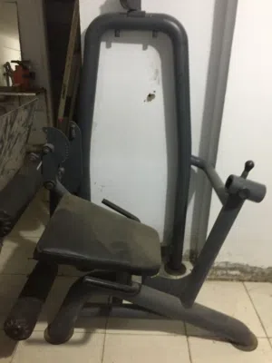 جيم كامل للبيع