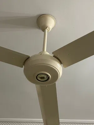 Ceiling Fan for Sale in Al-Khuwair