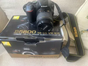 Nikon 5600