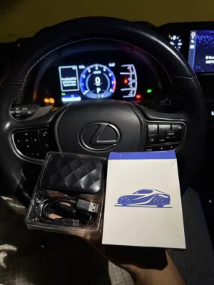 قطعة تشغل نظام carplay & android auto تركبها بالواير فقط