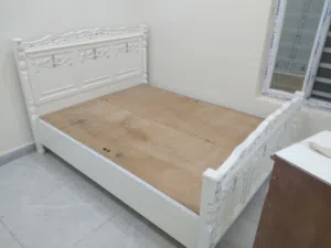 غرفة نوم مستعملة