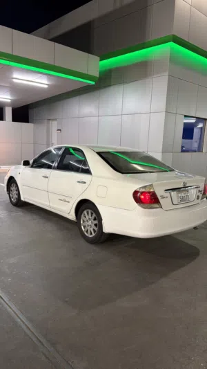 كامري 2005