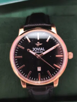ساعه جوفيال اصليه جديده بالضمان(صفقه صفقه)