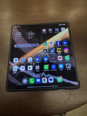 Honor Magic V5