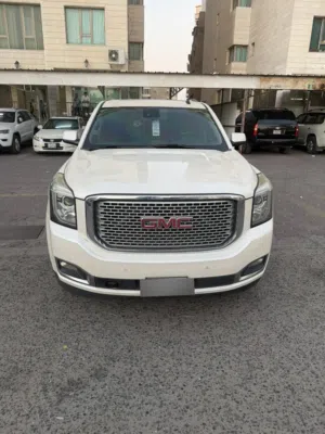 GMC Denali 2015 Excellent condition