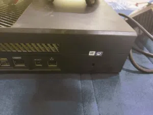 إكس بوكس وان مستعمل ونظيف