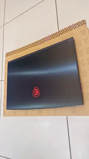 لابتوب i7 MSI مواصفات عاليه للبرامج الهندسية والالعاب والتصاميم شبه جديد استخدام خفيف جدا جدا جدا.