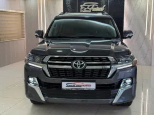 Toyota Land Cruiser 2021 V8 4600 GX-R Grand Touring