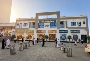 محلات تجارية للإيجار في المعبيله  شارع رئيسي موقع حيوي مناسب لمختلف الأنشطة التجارية