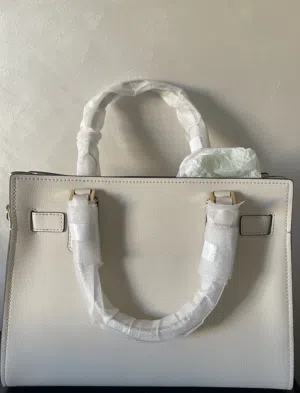 شنطه MK Michael Kors اوريجينال جديده