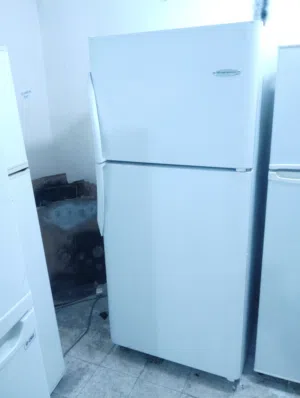 نبيع ثلاجه فرجدير امركي 24 قدم بحاله جيده استخدام تبريد وتجميد قوي