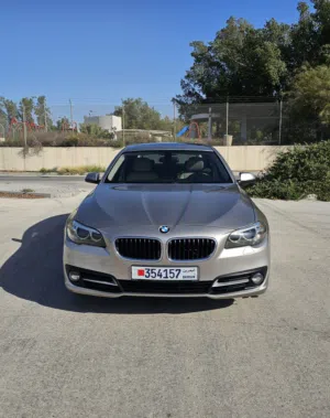 Bmw 520i model 2015