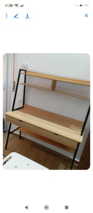 مكتب دراسي شبه اجديد