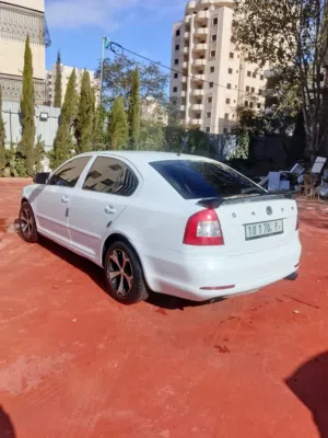 سكودا-رمش-صلات-النبي-ولا-برغي-ناقصه-2010مع-امكانيت-التقصيت-السياره-برايفت-مش-ناقصها-اشي