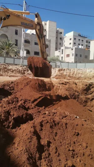 تراب احمر نخبًًً واصل باب بيتكً