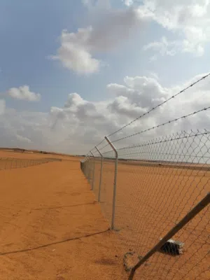 تركيب الشبوك والسياج الحديدي