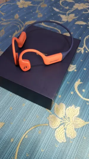 سماعة POLVCDG X16 32 GB بتقنية التوصيل العظمي