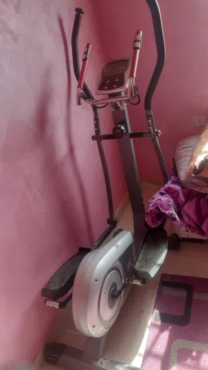 جهاز لياقه مستعمل للبيع..بحاله ممتازه ..بستخدم لجميع عضلات جسم .. السعر قابل لتفاوض