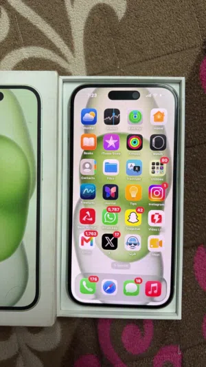 Apple iPhone 15 128 GB in Al Dakhiliya