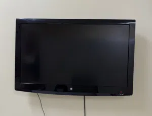 تلفزيون LCD 43 inches
