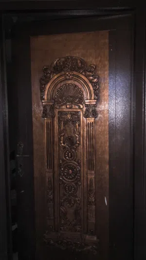 باب نضيف مستعمل شوي