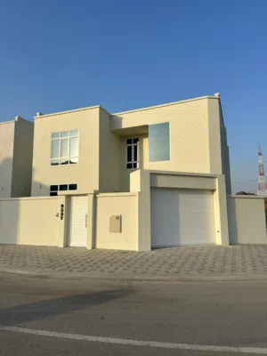 335 m2 More than 6 bedrooms Villa for Sale in Muscat Al Jafnayn